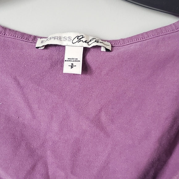Express crop top - Picture 2 of 3